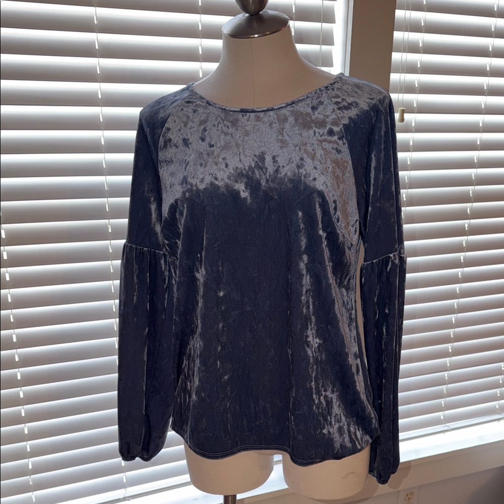 LC Lauren Conrad Navy Velvet Blouse